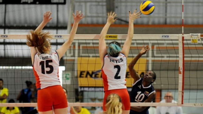 Chile debutó con derrota ante Venezuela en el Sudamericano femenino de voleibol Chile debutó con derrota ante Venezuela en el Sudamericano femenino de voleibol