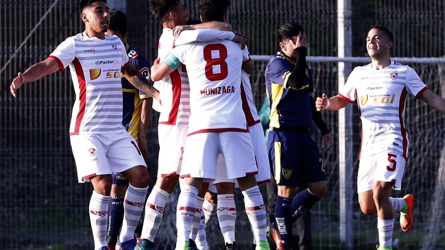 Deportes Copiapó venció a Barnechea y dormirá como exclusivo líder de la Primera B Deportes Copiapó venció a Barnechea y dormirá como exclusivo líder de la Primera B