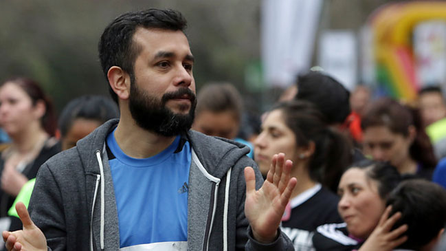 Vocero del Movilh postulará al Senado por Valparaíso Vocero del Movilh postulará al Senado por Valparaíso