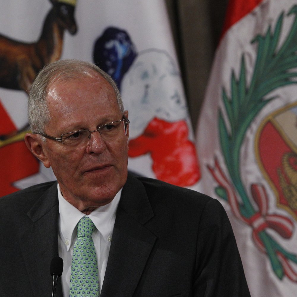 Presidente peruano promulgó ley que hace imprescriptible la corrupción de funcionarios