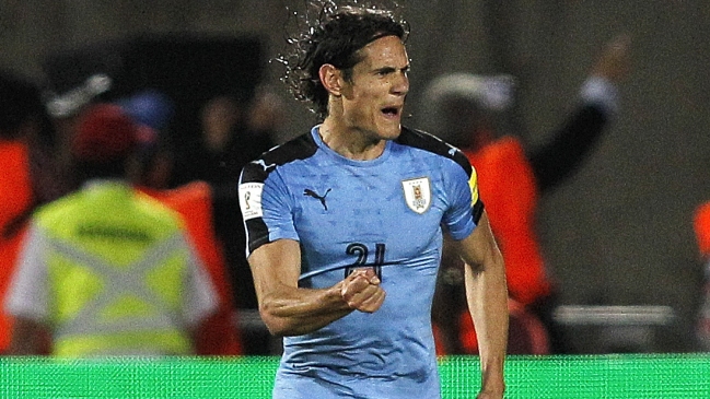 Edinson Cavani comanda convocatoria de Uruguay para choques con Argentina y Paraguay