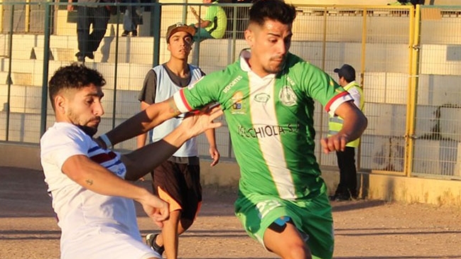 Santa Cruz mantuvo su liderato en la Segunda División al igualar con Vallenar Santa Cruz mantuvo su liderato en la Segunda División al igualar con Vallenar