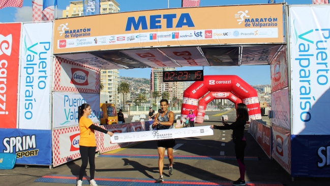 César Díaz se quedó con el Maratón de Valparaíso César Díaz se quedó con el Maratón de Valparaíso