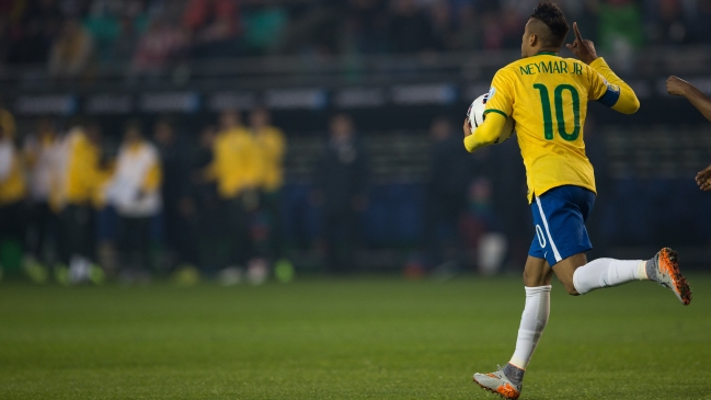 Neymar se unió a la selección brasileña junto con sus compañeros de PSG Neymar se unió a la selección brasileña junto con sus compañeros de PSG