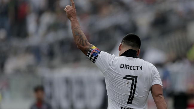 ¿Qué futbolista chileno se merece una estatua? ¿Por qué?