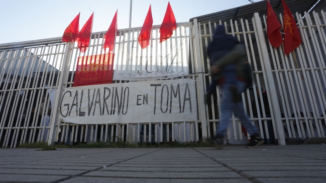 Niños del Sename aprovecharon toma de funcionarios para fugarse Niños del Sename aprovecharon toma de funcionarios para fugarse