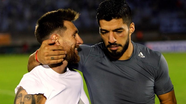 Luis Suárez aclaró que dejó el duelo ante Argentina con un calambre