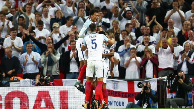 Inglaterra remontó ante Eslovaquia y se acercó a la clasificación a Rusia 2018 Inglaterra remontó ante Eslovaquia y se acercó a la clasificación a Rusia 2018