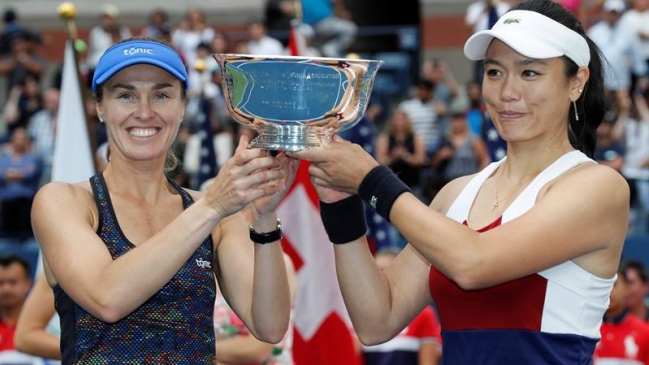 Martina Hingis y Yung-Jan Chan se proclamaron campeonas de dobles femeninos del US Open Martina Hingis y Yung-Jan Chan se proclamaron campeonas de dobles femeninos del US Open