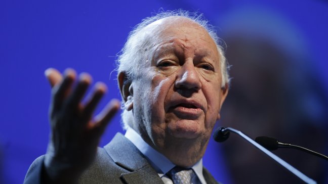Ricardo Lagos defendió secreto establecido durante su Gobierno a Comisión Valech Ricardo Lagos defendió secreto establecido durante su Gobierno a Comisión Valech