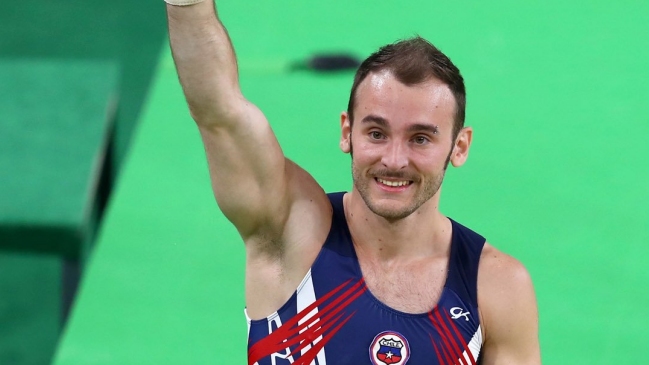 Tomás González clasificó a la final de suelo en la Copa del Mundo de París Tomás González clasificó a la final de suelo en la Copa del Mundo de París