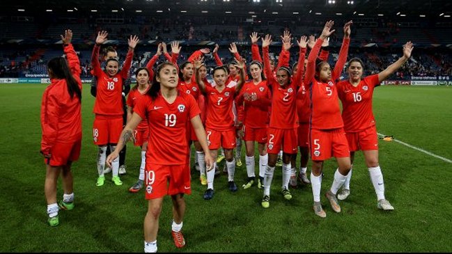 La Roja femenina vuelve a la acción con un duelo ante París FC La Roja femenina vuelve a la acción con un duelo ante París FC