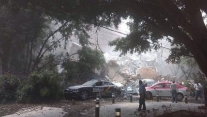   La Historia Es Nuestra: Alejandro Zambra habla del México de duelo tras los terremotos 