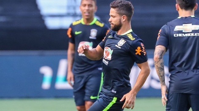 Volante Diego fue desconvocado de la selección brasileña Volante Diego fue desconvocado de la selección brasileña