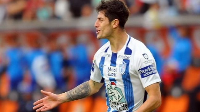 Angelo Sagal vio acción en amistoso entre Pachuca y Celta de Vigo