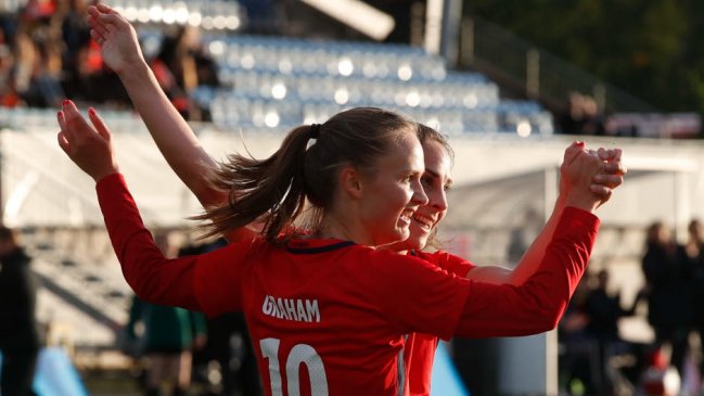 Federación de Noruega aceptó el pago igualitario entre sus selecciones femeninas y masculinas Federación de Noruega aceptó el pago igualitario entre sus selecciones femeninas y masculinas