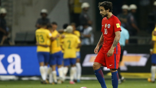 Chile sucumbió ante Brasil y quedó fuera del Mundial de Rusia 2018 Chile sucumbió ante Brasil y quedó fuera del Mundial de Rusia 2018
