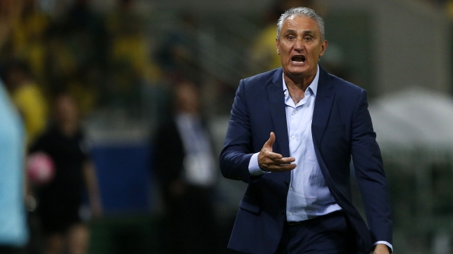 Tite se quejó por la agresividad de Gary: La madre de Neymar y la mía no se lo merecen Tite se quejó por la agresividad de Gary: La madre de Neymar y la mía no se lo merecen