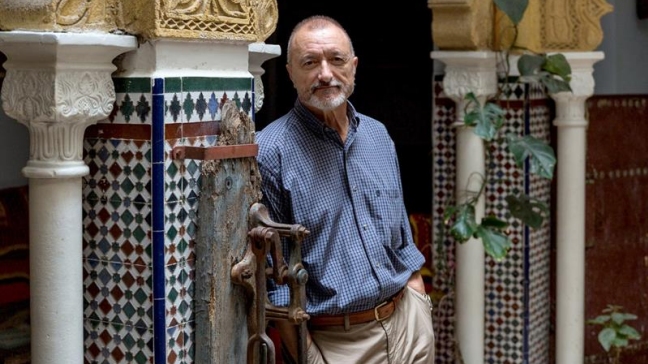 Pérez Reverte dice que la actualidad es tan vulgar que huye de ella Pérez Reverte dice que la actualidad es tan vulgar que huye de ella