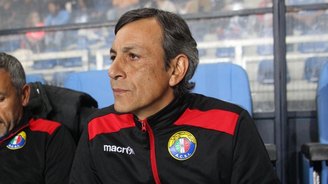 Hugo Vilches: Debemos ser capaces de faltarle el respeto a Colo Colo Hugo Vilches: Debemos ser capaces de faltarle el respeto a Colo Colo