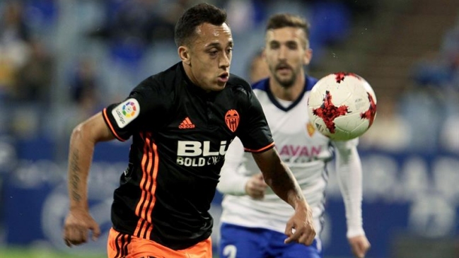 Fabián Orellana volvió a la titularidad en triunfo de Valencia sobre Zaragoza en la Copa del Rey Fabián Orellana volvió a la titularidad en triunfo de Valencia sobre Zaragoza en la Copa del Rey