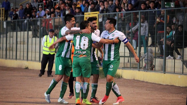 Vallenar superó a Recoleta y sigue como líder de la Segunda División Vallenar superó a Recoleta y sigue como líder de la Segunda División