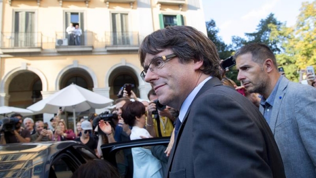 Fiscalía española se querelló contra ex gobernantes catalanes por rebelión