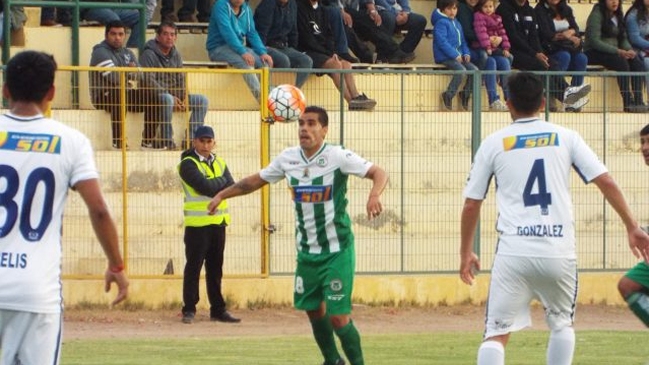 Deportes Vallenar venció a Malleco Unido y sigue firme en la cima de la Segunda División Deportes Vallenar venció a Malleco Unido y sigue firme en la cima de la Segunda División