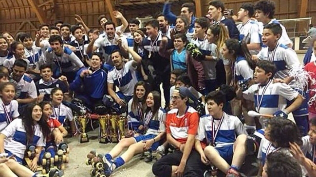 Universidad Católica se coronó pentacampeón nacional de hockey patín y clasificó al Panamericano Universidad Católica se coronó pentacampeón nacional de hockey patín y clasificó al Panamericano