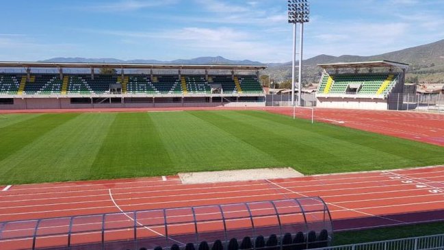 Clubes de Ovalle usarán por primera vez el nuevo Estadio Diaguita este fin de semana Clubes de Ovalle usarán por primera vez el nuevo Estadio Diaguita este fin de semana