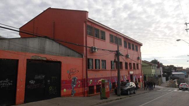 Educadores evitaron suicidio de niña en Cread de Playa Ancha del Sename