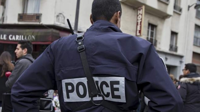 Francia: Un policía mató a tres personas antes de suicidarse Francia: Un policía mató a tres personas antes de suicidarse