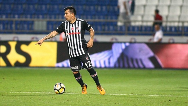 Gary Medel y Besiktas quieren sellar su paso a octavos de final en la Champions League