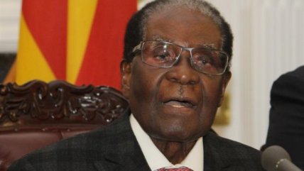  Mugabe y su familia tendrán inmunidad  