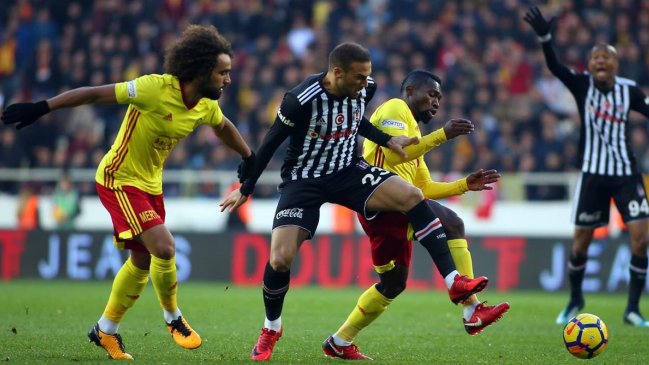 Besiktas de Gary Medel puso en jaque su posición en Turquía tras empatar con Yeni Malatyaspor