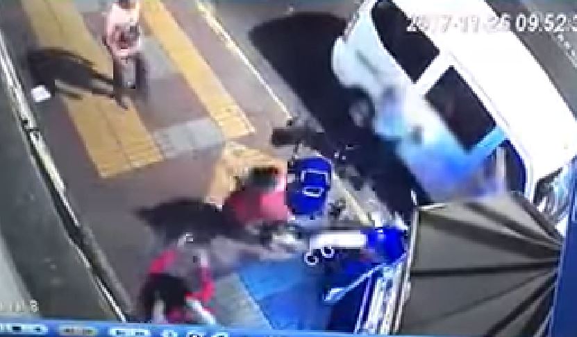 Cámara de seguridad captó doble homicidio en Antofagasta Cámara de seguridad captó doble homicidio en Antofagasta