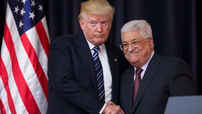 Trump llama a Abás para comunicar su intención de mover embajada a Jerusalén