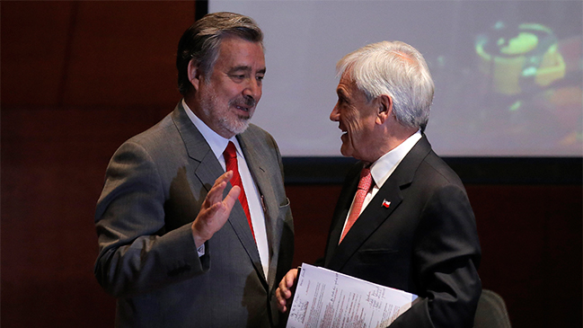 Guillier responde a Piñera: Las personas transgénero no tienen defectos que Guillier responde a Piñera: Las personas transgénero no tienen defectos que