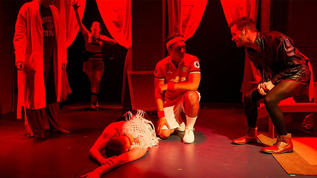 Dramaturgo se inspira en Rafael Nadal para obra de teatro homoerótica Dramaturgo se inspira en Rafael Nadal para obra de teatro homoerótica