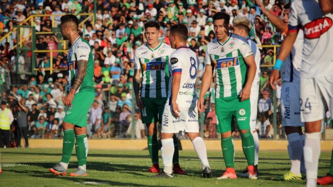 Melipilla hará reclamo por polémica decisión arbitral en la definición ante Vallenar