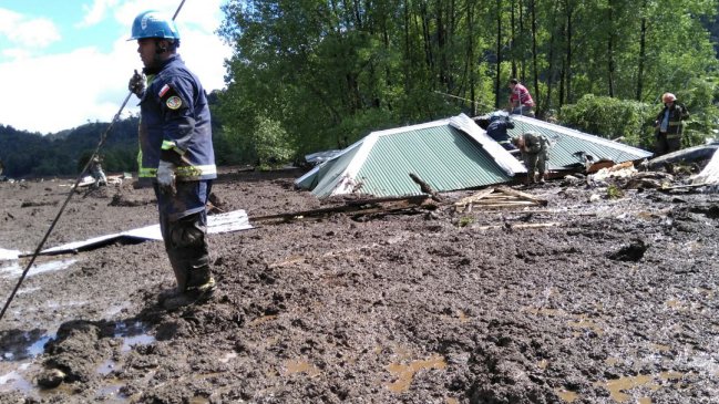 Alcaldesa de Chaitén pidió a Gobierno entregar bonos a afectados por aluvión