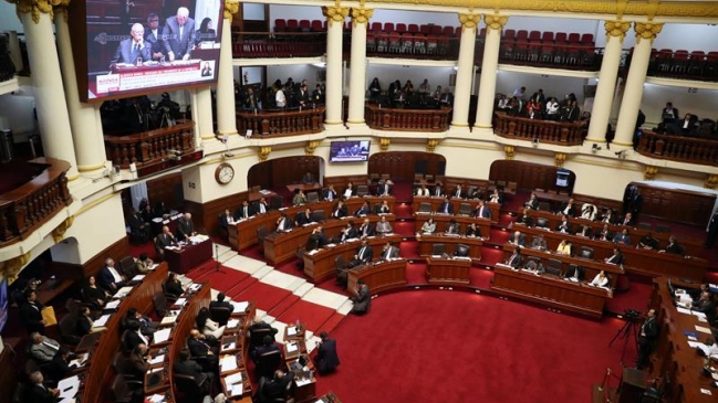 El fujimorismo se divide y puede perder el control del Congreso peruano