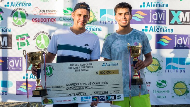 Juan Carlos Sáez se quedó con la Copa de Campeones del tenis nacional Juan Carlos Sáez se quedó con la Copa de Campeones del tenis nacional