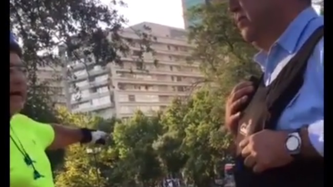 Denuncian ataque homofóbico en parque de Santiago Denuncian ataque homofóbico en parque de Santiago