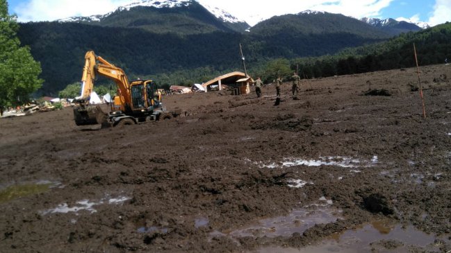 Equipos de emergencia encontraron cuerpo de víctima número 17 en Villa Santa Lucía