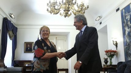   Nuevo presidente de la Corte Suprema se reunió con Michelle Bachelet en La Moneda 