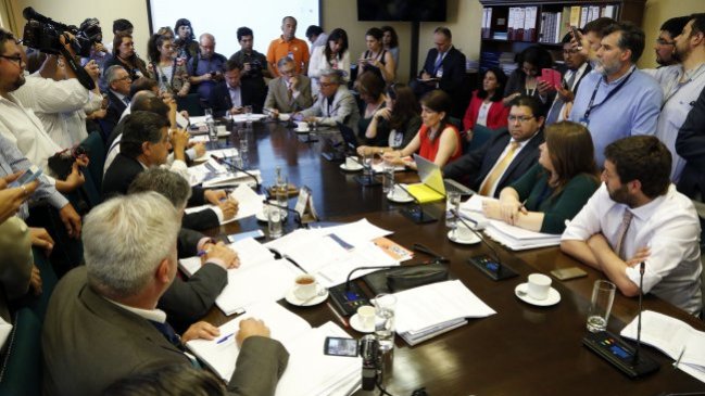 Identidad de género: Comisión de la Cámara Baja sesionará el lunes hasta total despacho