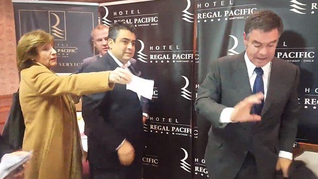 Por debate, Conectados y Directo Al Grano: Denuncia de Ossandón terminó con sanción para Radio Agricultura