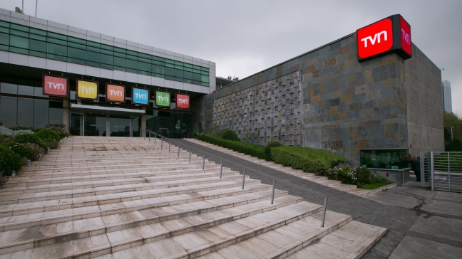 Renuncian tres miembros del directorio de TVN Renuncian tres miembros del directorio de TVN