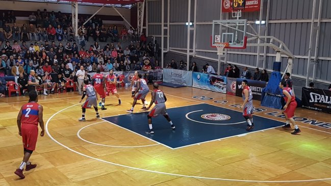 Colegio Los Leones tuvo su revancha ante Universidad Católica en Quilpué Colegio Los Leones tuvo su revancha ante Universidad Católica en Quilpué